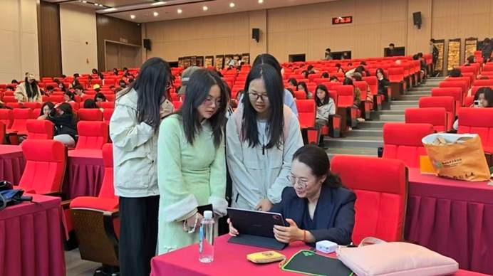 ffc3e13cee5d4cd80a04cf65cb1e59e0